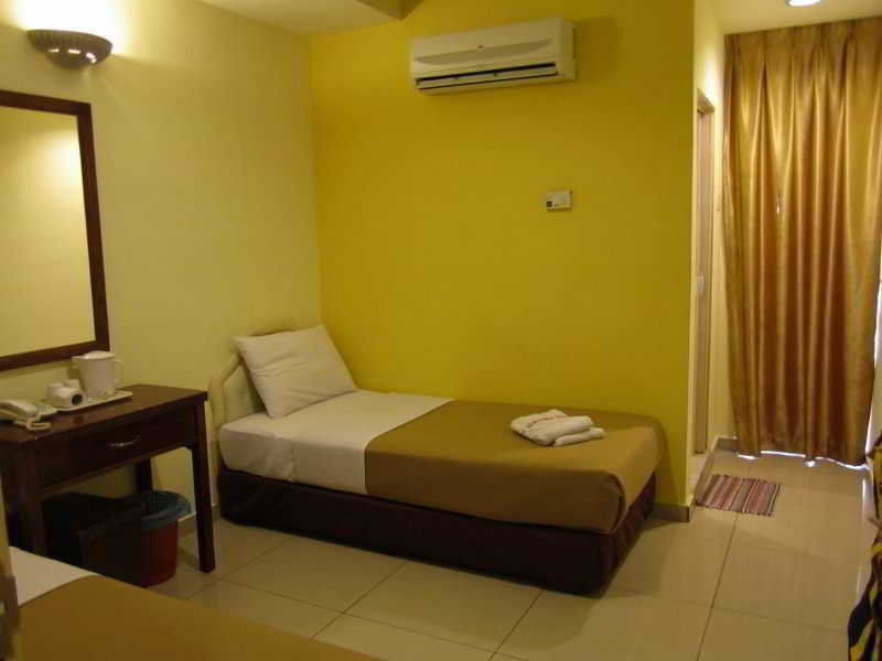 Sun Inns Hotel Bandar Puchong Utama Экстерьер фото